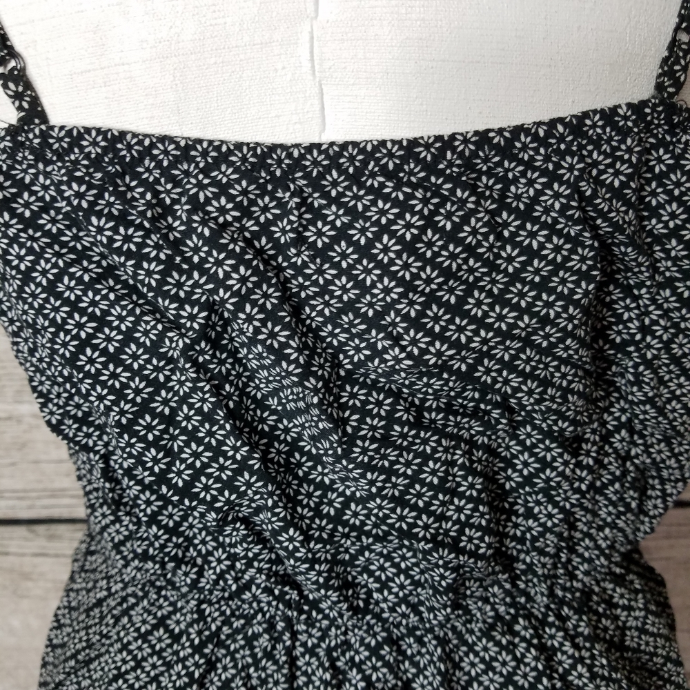 Old Navy Women Black Casual Dress S.Pit to pit approx:  16 inches Right shoul - Picture 6 of 7